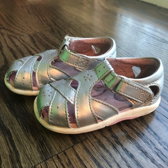 baby girl fisherman sandals